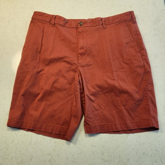 Izod Saltwater Shorts Stretch Flat Front Chino Size 36 - 9.5" Washed Red EUC - Picture 2 of 9